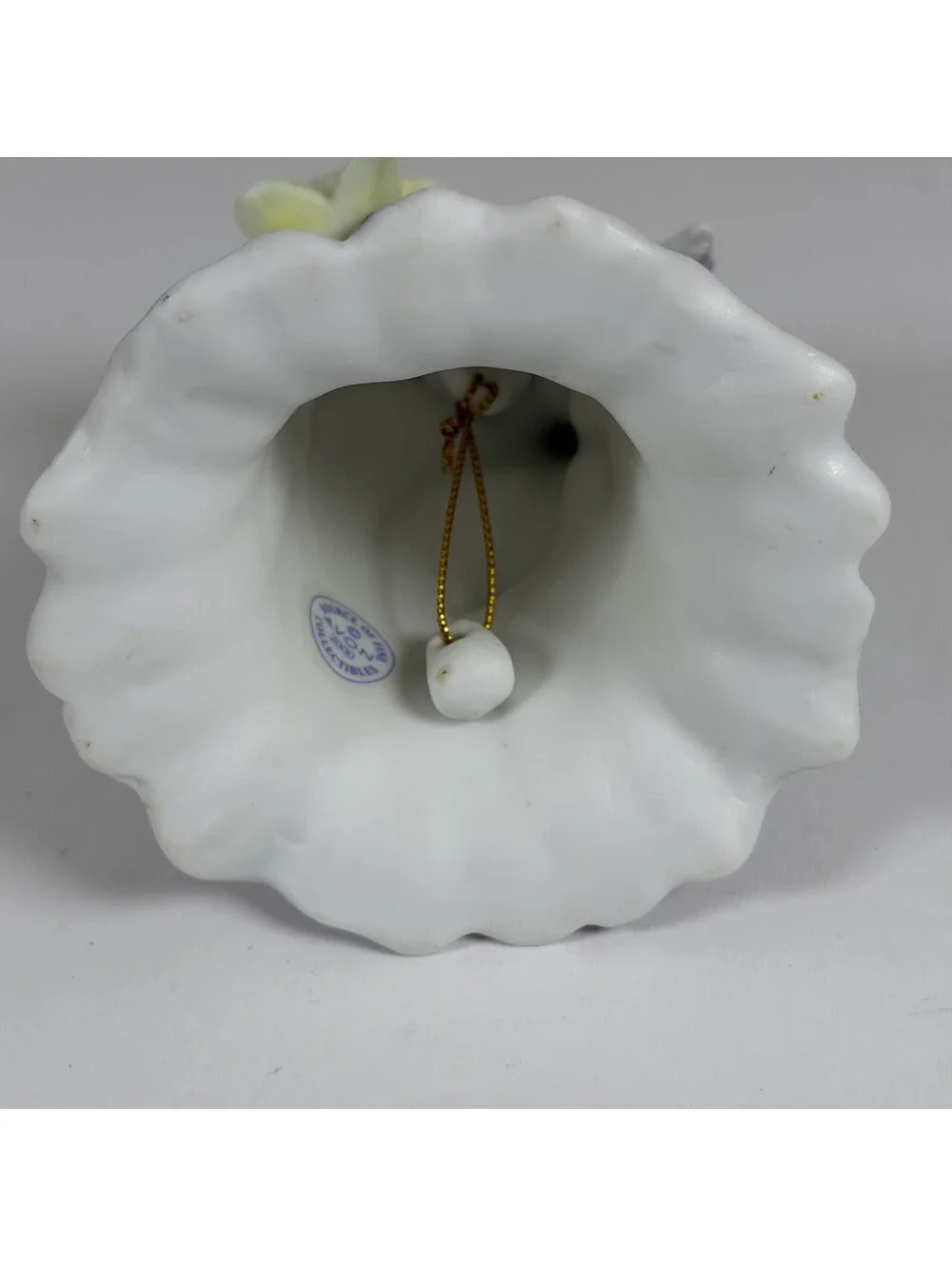 Vintage 2000 Avon Porcelain Hummingbird Bell Collectible Figurine S-2